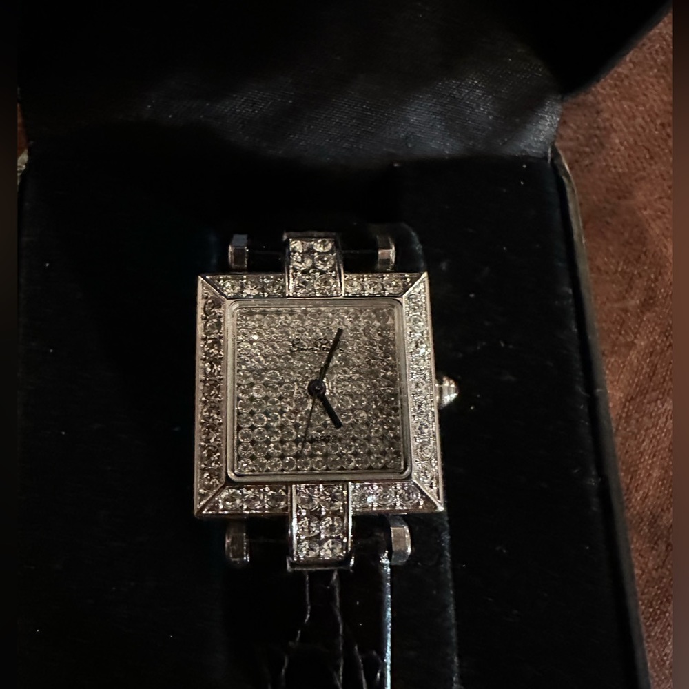 Erwin Pearl Watch - Diamond Face with Black Croc Band